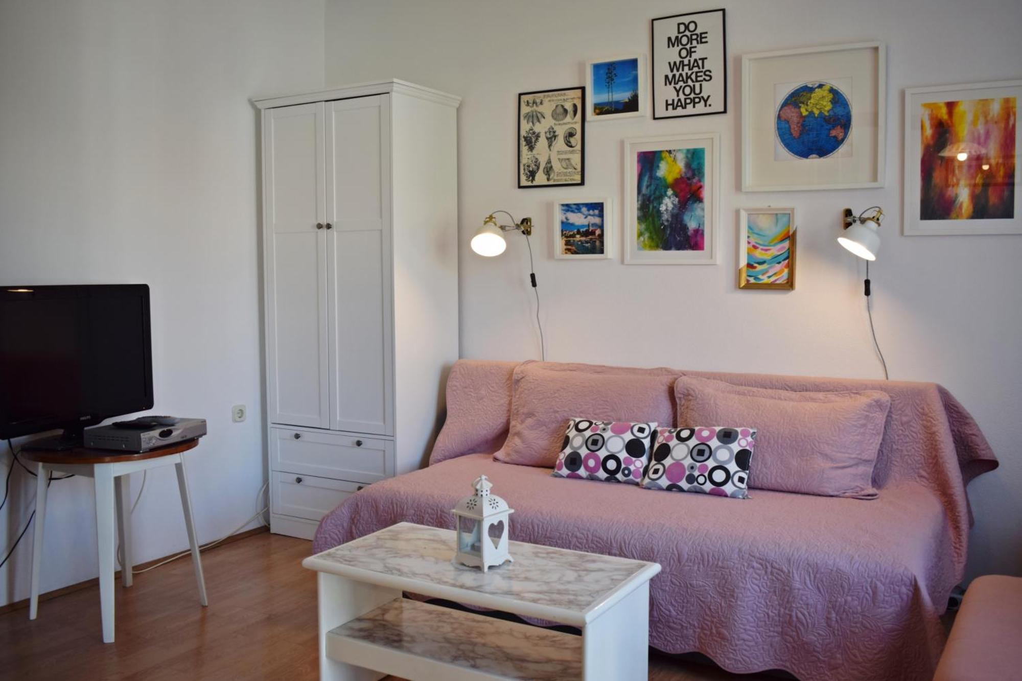 Lina Vrankovic Apartments ฮวาร์ ภายนอก รูปภาพ