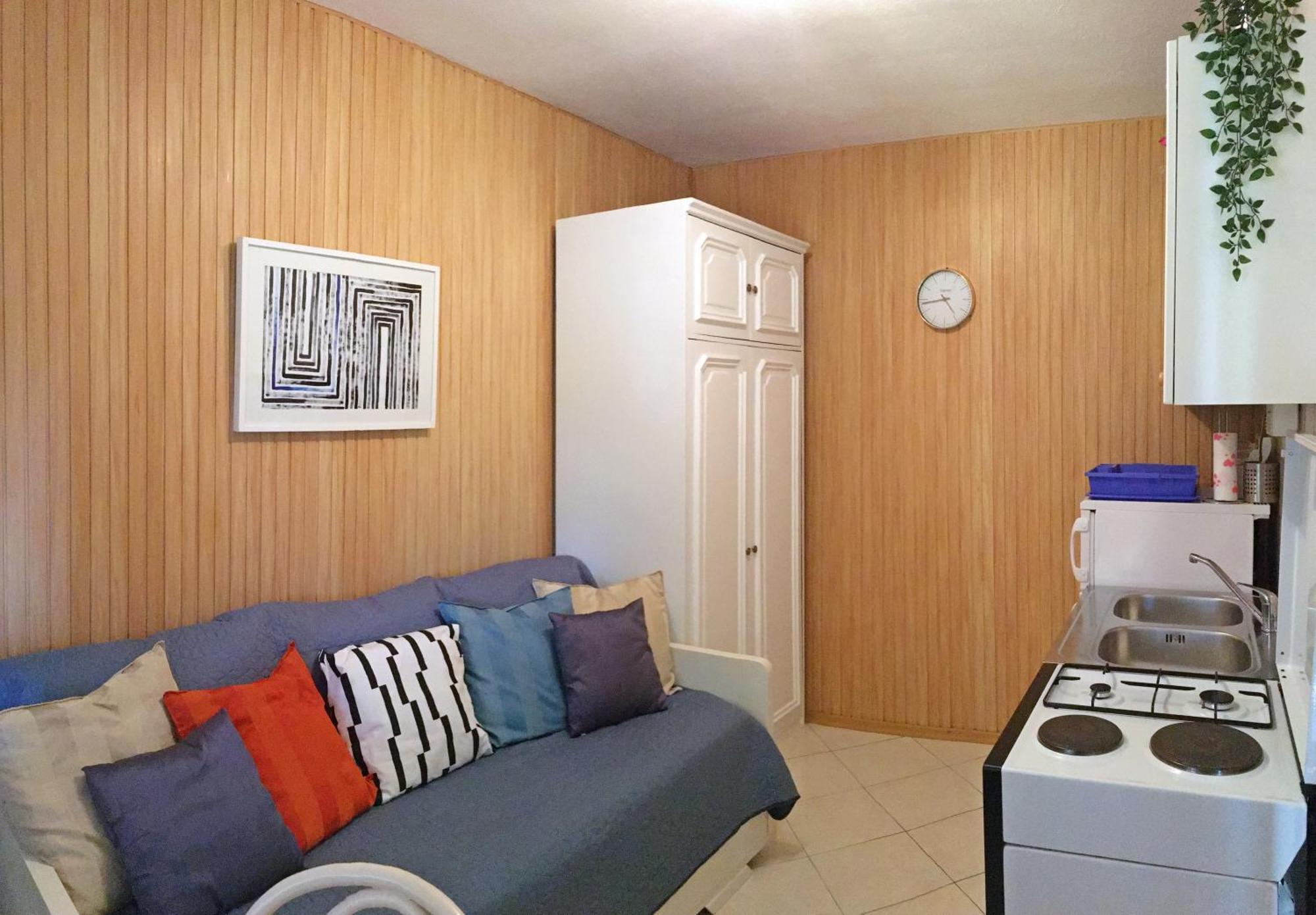 Lina Vrankovic Apartments ฮวาร์ ภายนอก รูปภาพ