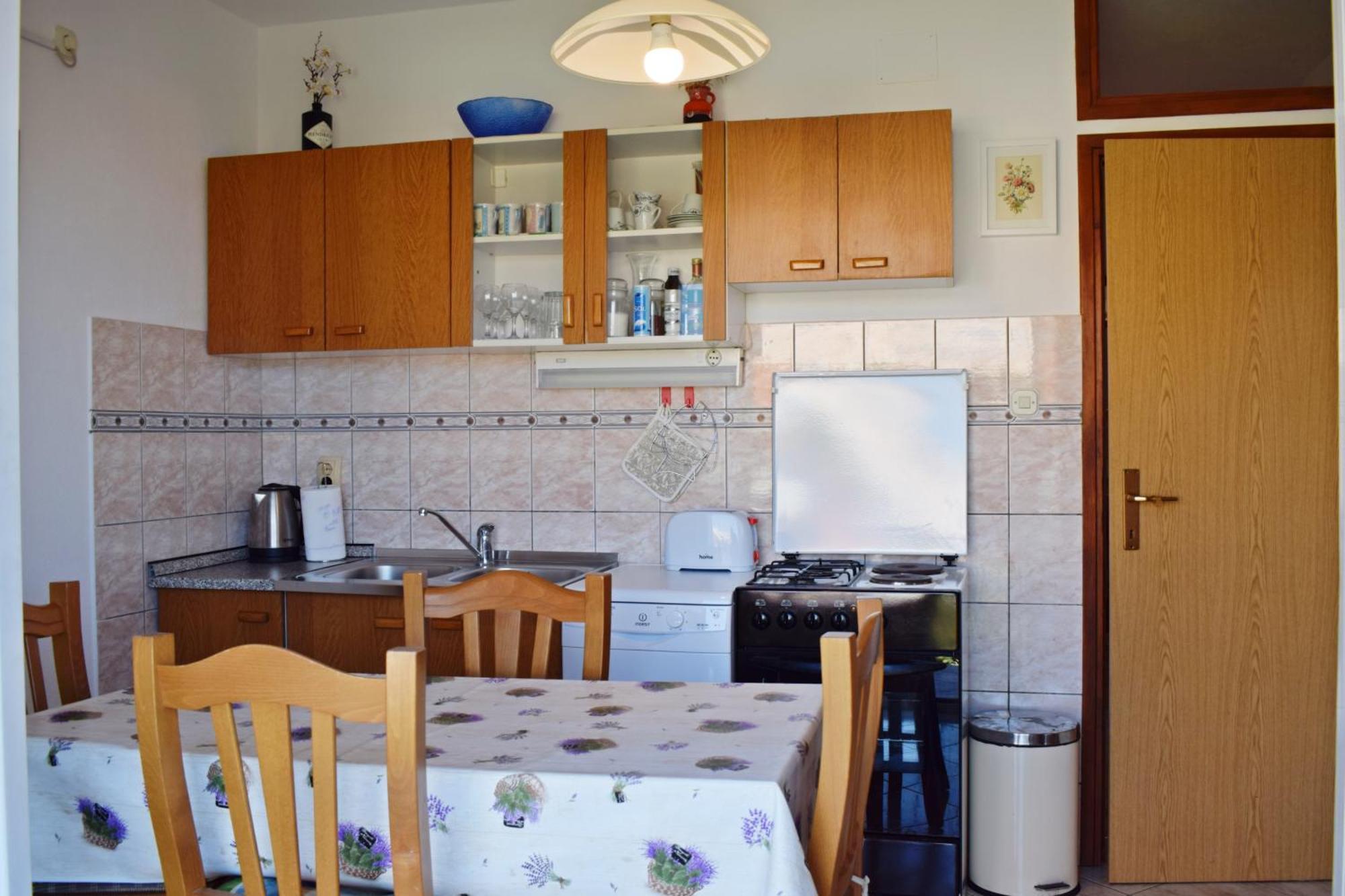 Lina Vrankovic Apartments ฮวาร์ ภายนอก รูปภาพ