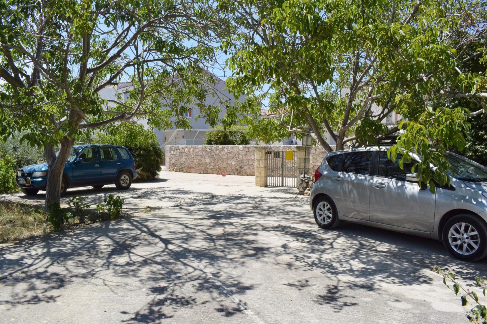 Lina Vrankovic Apartments ฮวาร์ ภายนอก รูปภาพ